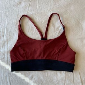 Lululemon sports bra